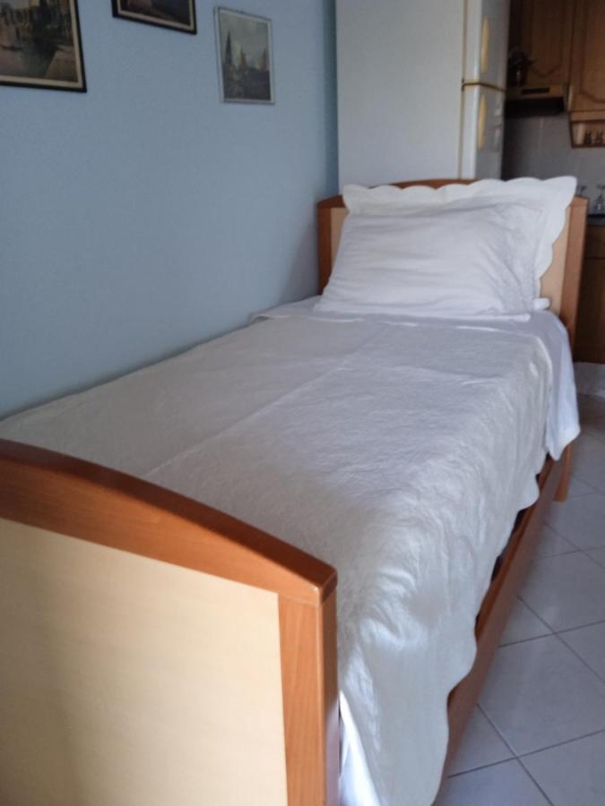 Rosemary House Guest House Sarandë Eksteriør bilde
