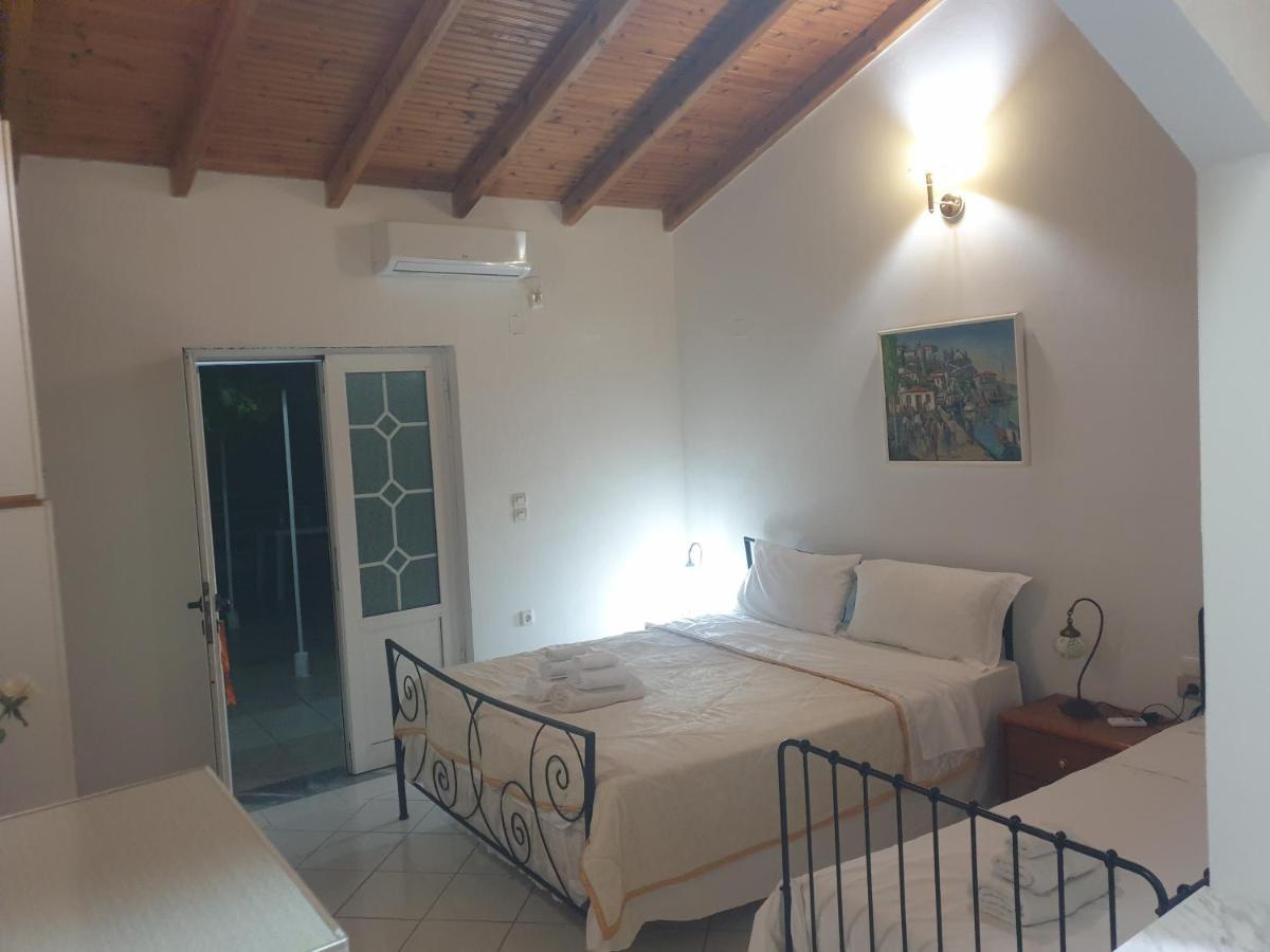 Rosemary House Guest House Sarandë Eksteriør bilde